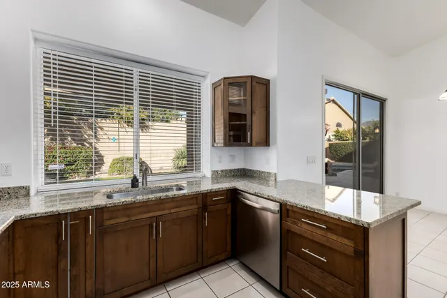 $3,900 | 9560 East Rockwood Drive, Scottsdale, AZ 85255