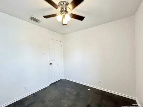 $1,295 | 2411 Westgard Pass, San Antonio, TX 78245