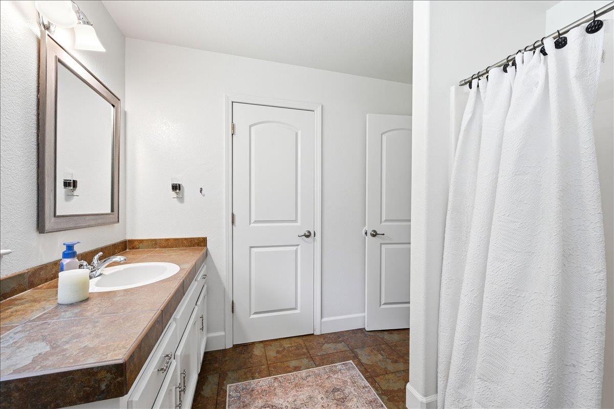 14240 Hollydale Road Grass Valley, CA 95945 - Photo 20 of 53