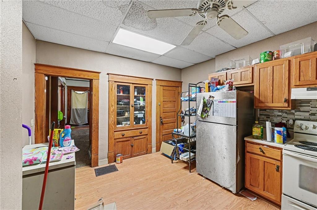 2221 Faraon Street St. Joseph, MO 64501 - Photo 12 of 26