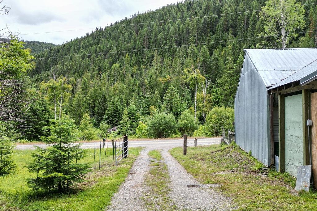4971 Sullivan Lake Road Ione, WA 99139 - Photo 9 of 38 Gallery Image 9