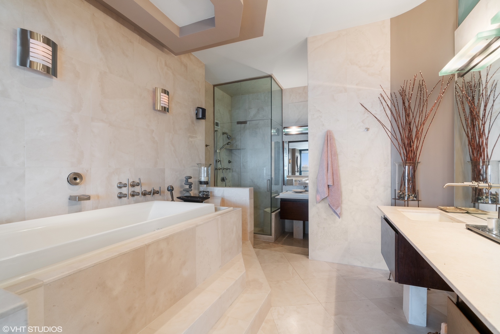 1030 North State Street, Unit 39B Chicago, IL 60610 - Photo 17 of 23