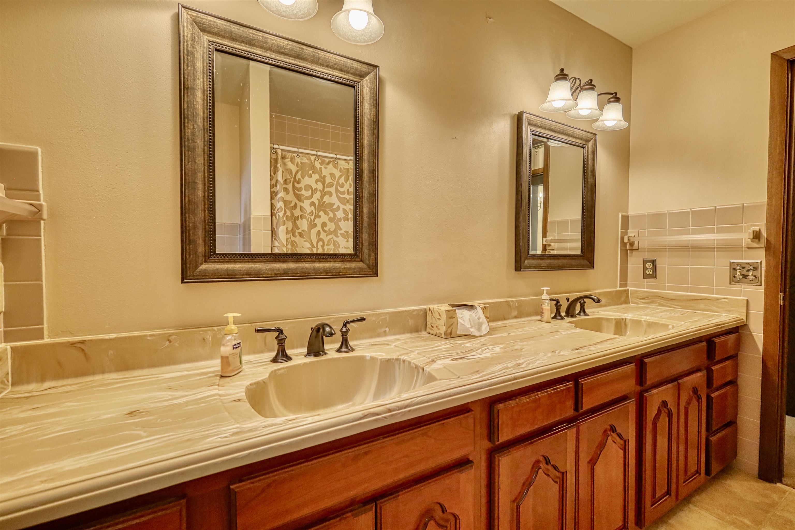3169 Hickory Ridge Road Madison, WI 53719 - Photo 29 of 62 Gallery Image 29