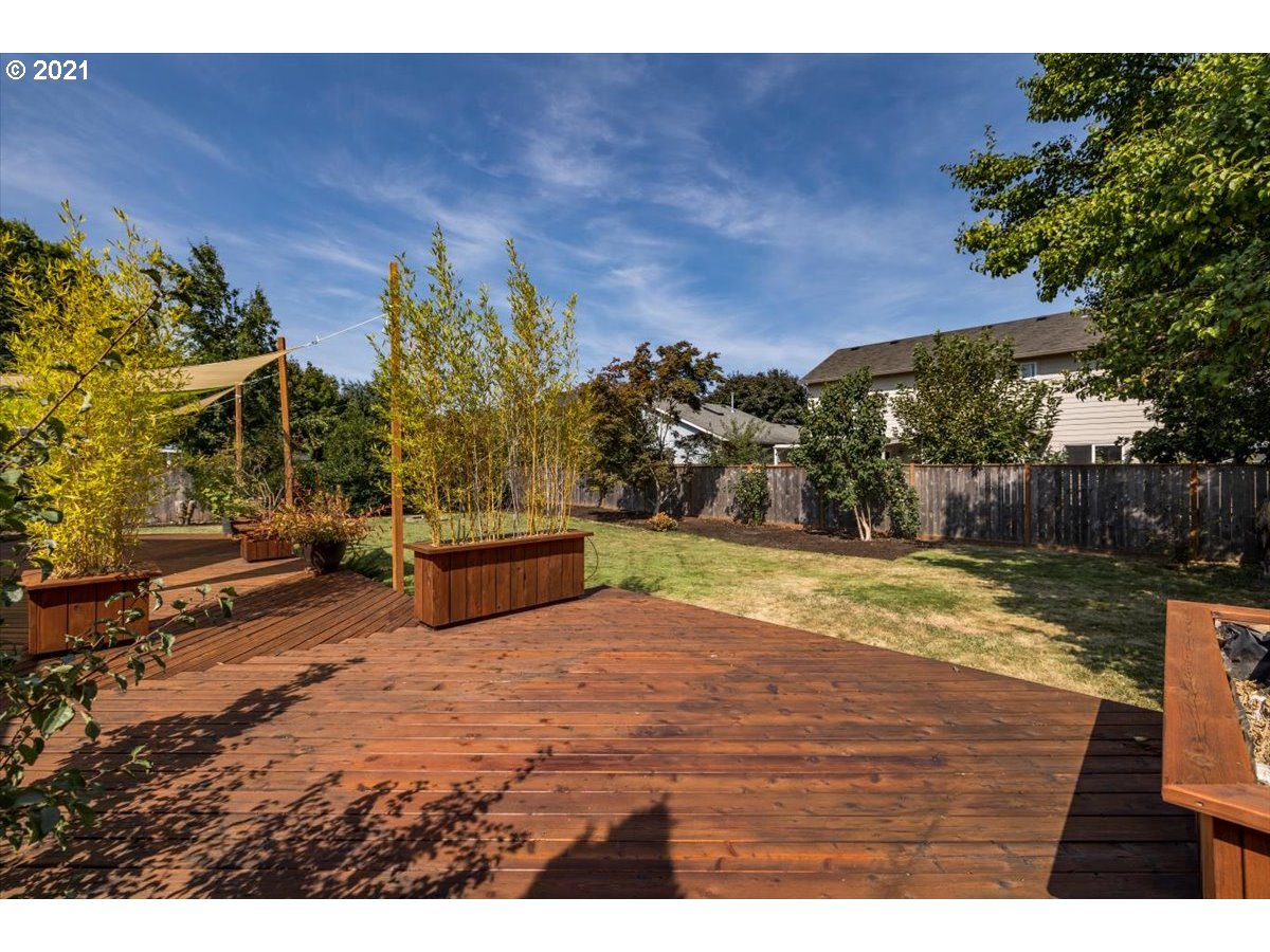 21223 Southwest Rock Road Beaverton, OR 97003 - Photo 26 of 32 Gallery Image 26