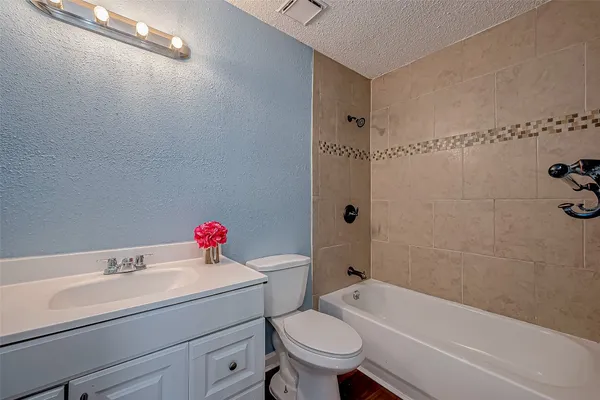 $1,695 | 14018 Blue Falls Drive, Sugar Land, TX 77498