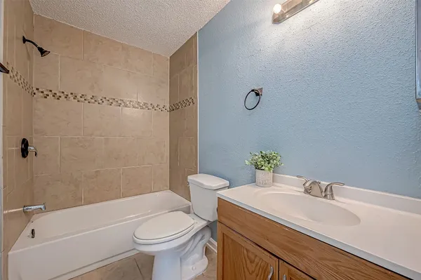 $1,695 | 14018 Blue Falls Drive, Sugar Land, TX 77498