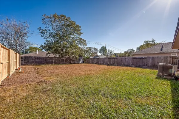 $1,695 | 14018 Blue Falls Drive, Sugar Land, TX 77498