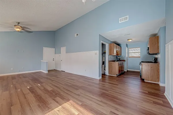 $1,695 | 14018 Blue Falls Drive, Sugar Land, TX 77498