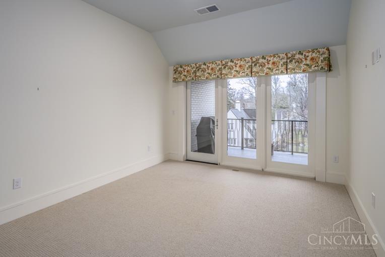 3818 Miami Road, Unit 303 Mariemont, OH 45227 - Photo 32 of 39