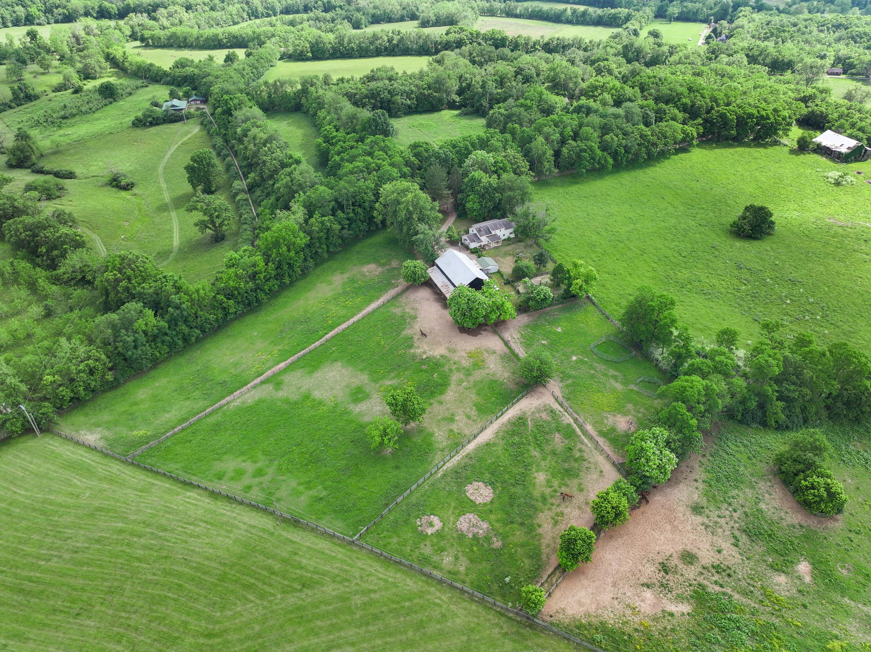 5119 Paynes Mill Road Lexington, KY 40510 - Photo 81 of 90 DJI_20240521165333_0439_D