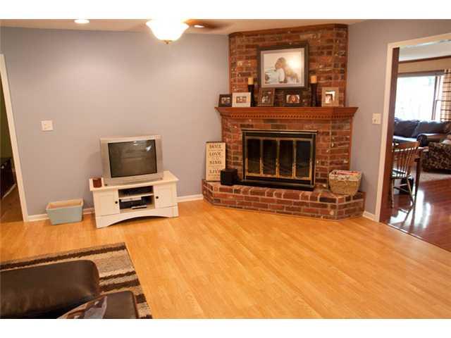 849 Reda Road Indianapolis, IN 46227 - Photo 6 of 19 Gallery Image 6