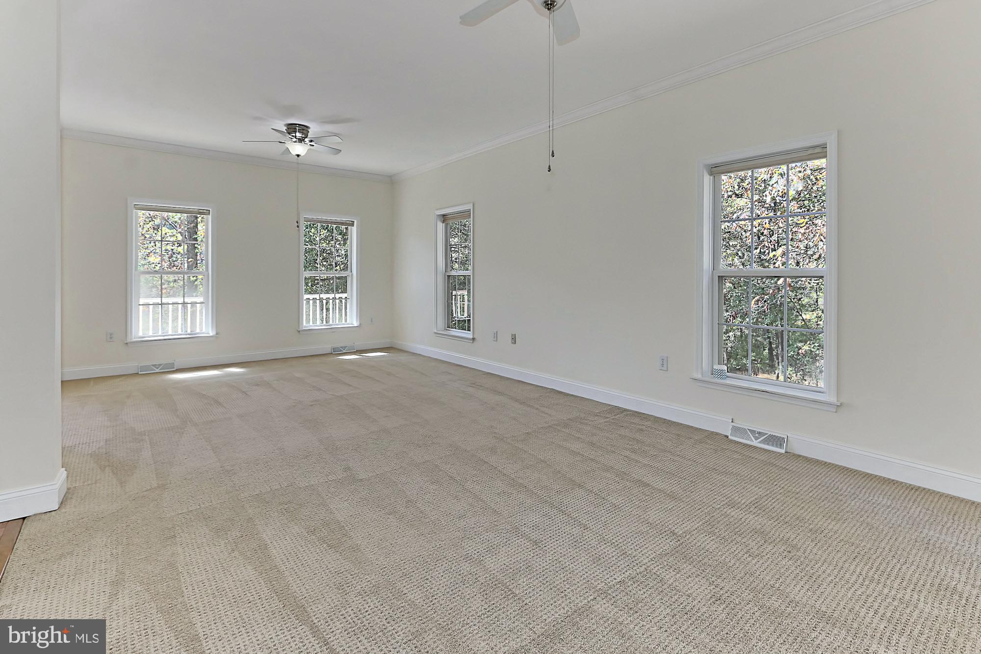 38834 Lime Kiln Road Leesburg, VA 20175 - Photo 14 of 57 Living Room