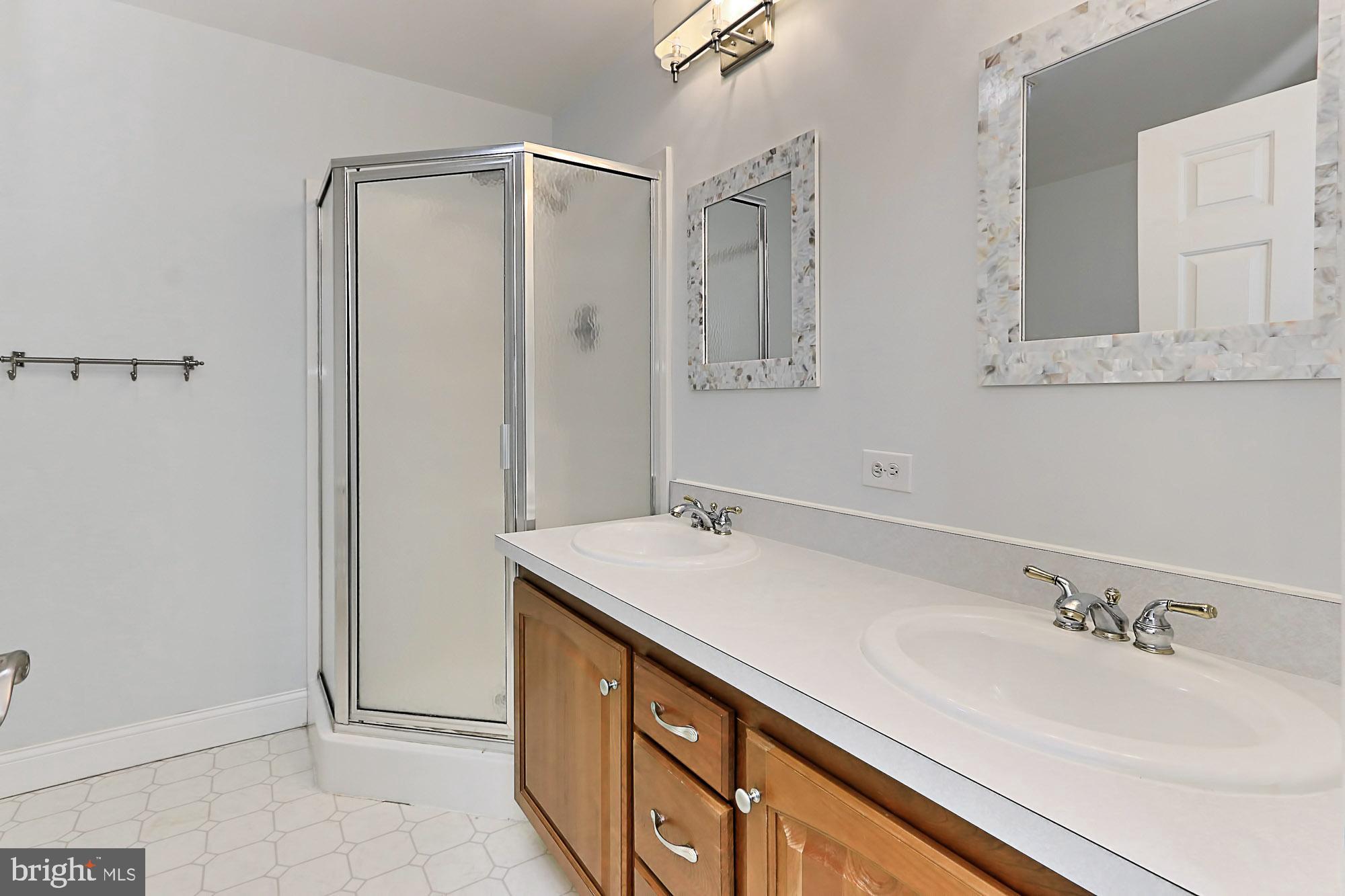 38834 Lime Kiln Road Leesburg, VA 20175 - Photo 30 of 57 Master Bath