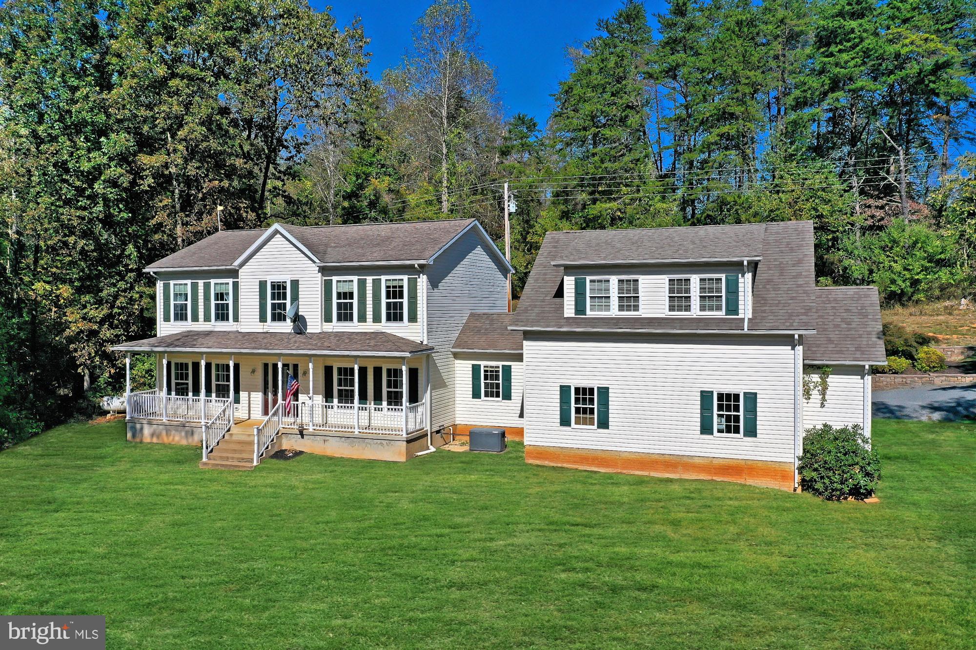 38834 Lime Kiln Road Leesburg, VA 20175 - Photo 4 of 57 Front