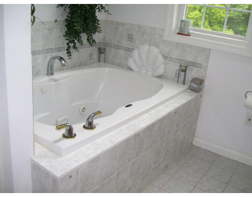 193 Bay Road Norton, MA 02766 - Photo 23 of 27 Gallery Image 23