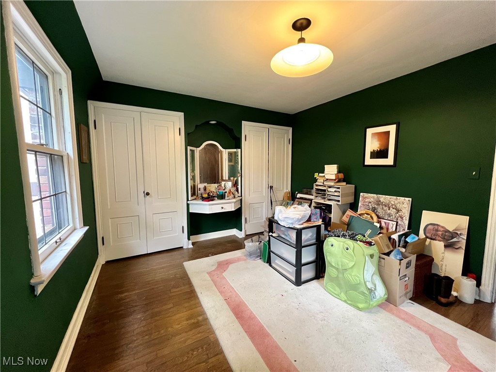 16215 Oakhill Road Cleveland, OH 44112 - Photo 33 of 41 Bedroom - 4