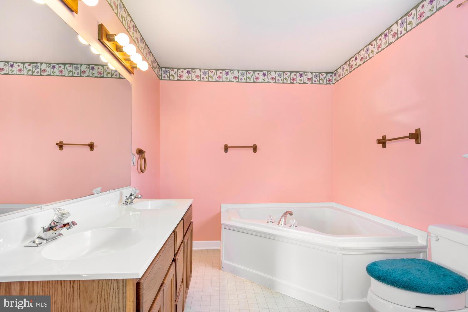 108 Ruthsburg Drive Centreville, MD 21617 - Photo 13 of 39 MASTER BATHROOM