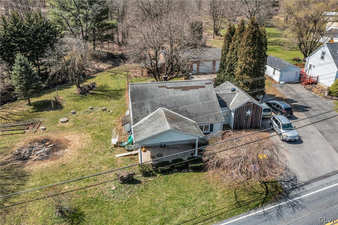 906 Huffs Church Road Alburtis, PA 18011 - Photo 8 of 26 Gallery Image 8
