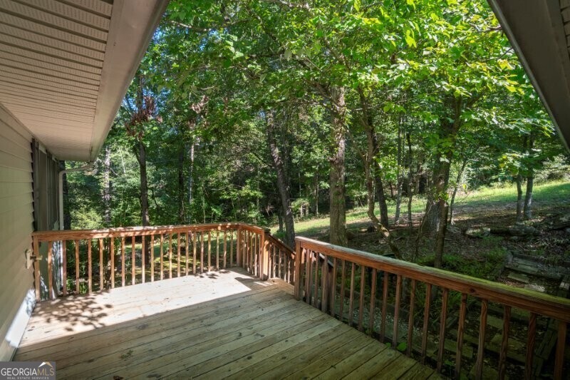 55 Santa Pera Drive Cleveland, GA 30528 - Photo 11 of 89