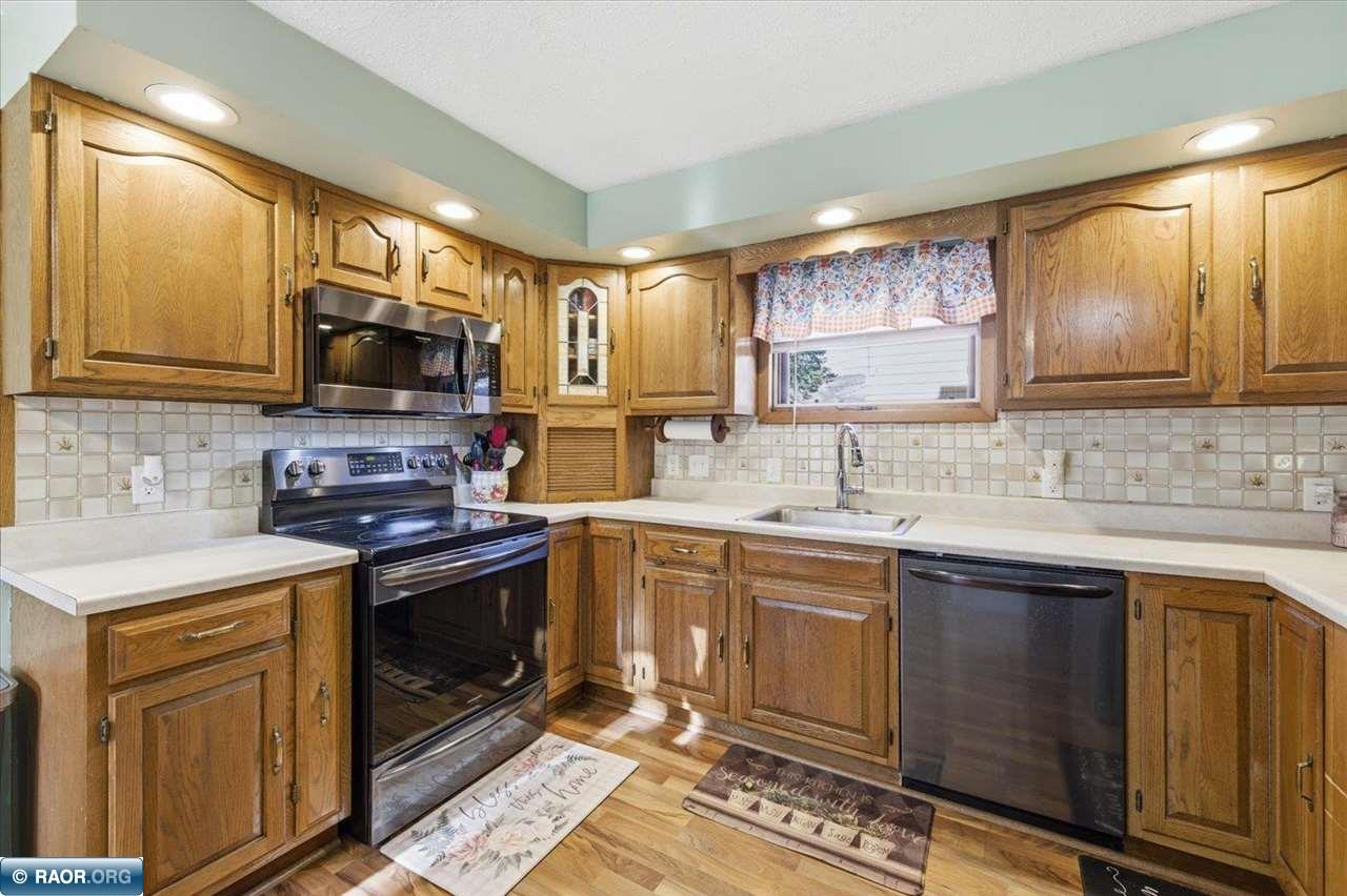 1503 9th Street South Virginia, MN 55792 - Photo 5 of 36