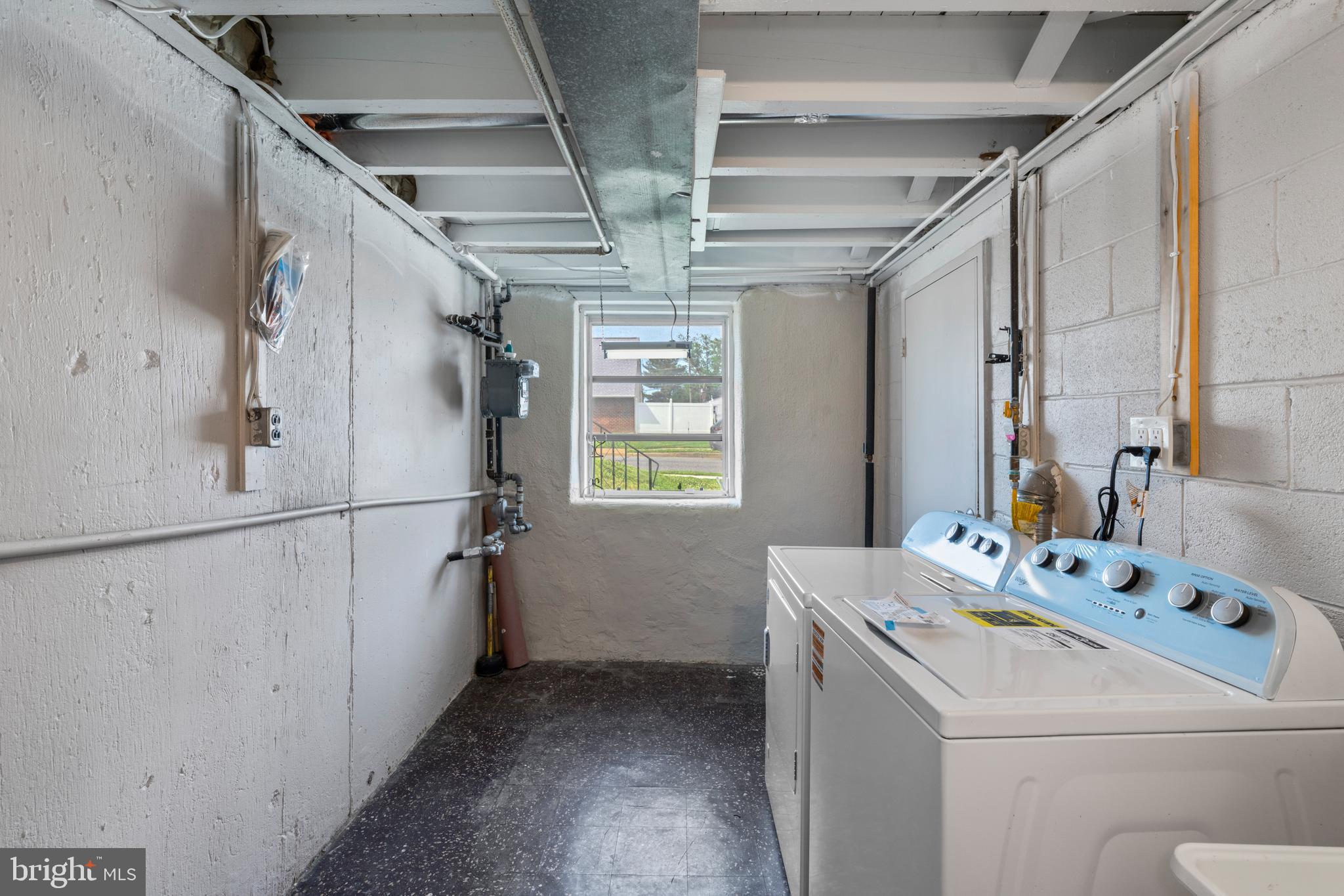 615 Sherrie Road Philadelphia, PA 19115 - Photo 24 of 30 Laundry area