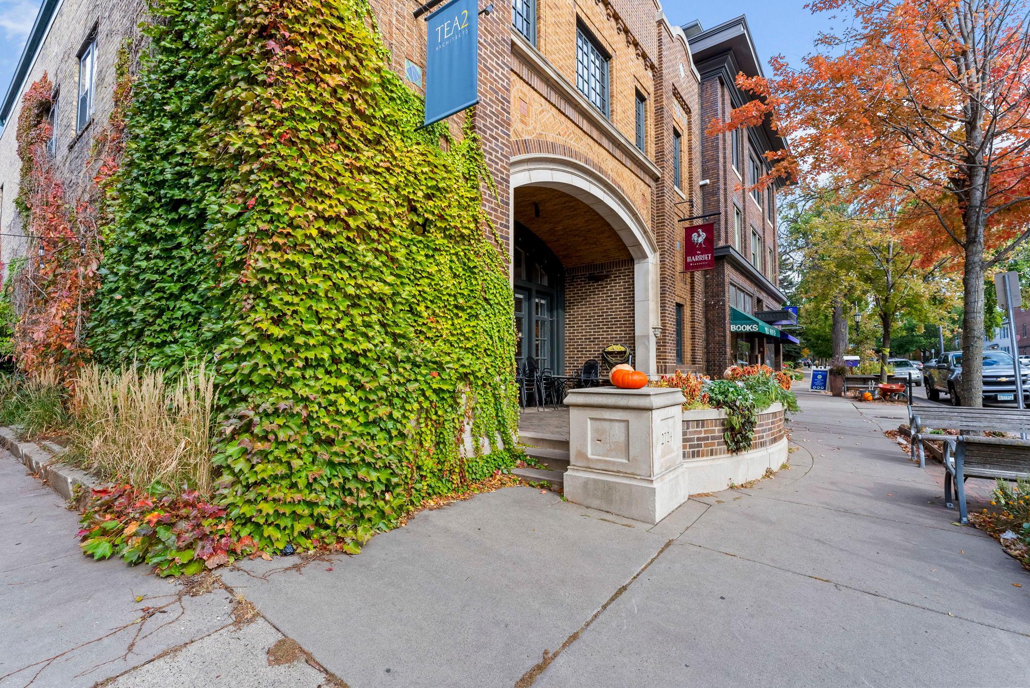 2700 West 44th Street, Unit 403 Minneapolis, MN 55410 - Photo 37 of 50