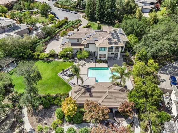 $12,888,888 | 20040 Spaich Court, Saratoga, CA 95070