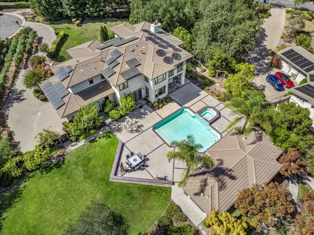 $12,888,888 | 20040 Spaich Court, Saratoga, CA 95070
