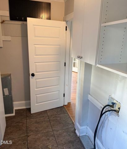 $600,000 | 202 West Chatham Street, Apex, NC 27502