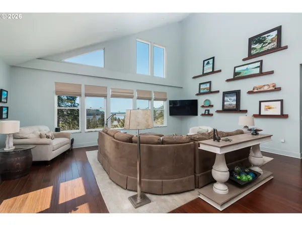 $1,325,000 | 40195 Little Nestucca River Road, Cloverdale, OR 97112