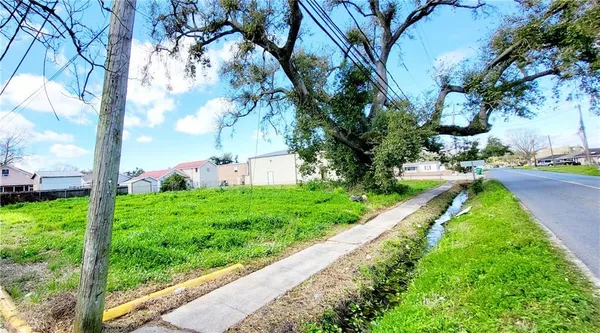 $139,000 | 117 St Rose Avenue, St. Rose, LA 70087