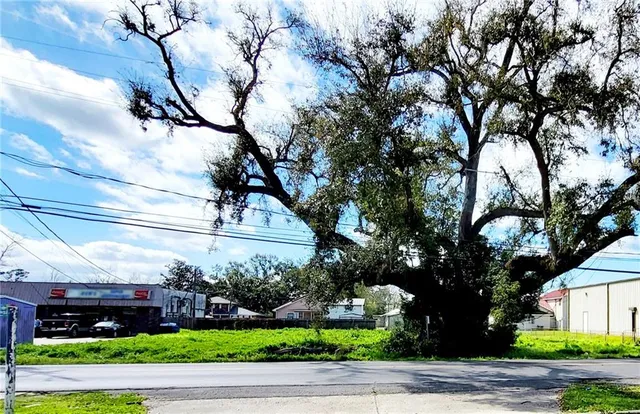 $139,000 | 117 St Rose Avenue, St. Rose, LA 70087