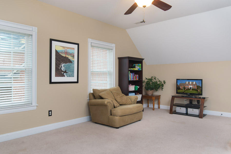 530 Gwinhurst Road Knoxville, TN 37934 - Photo 21 of 35 Spacious Bonus Room