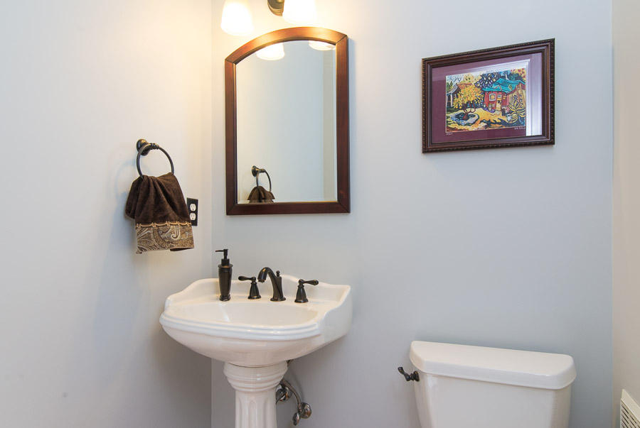 530 Gwinhurst Road Knoxville, TN 37934 - Photo 7 of 35 Powder Room