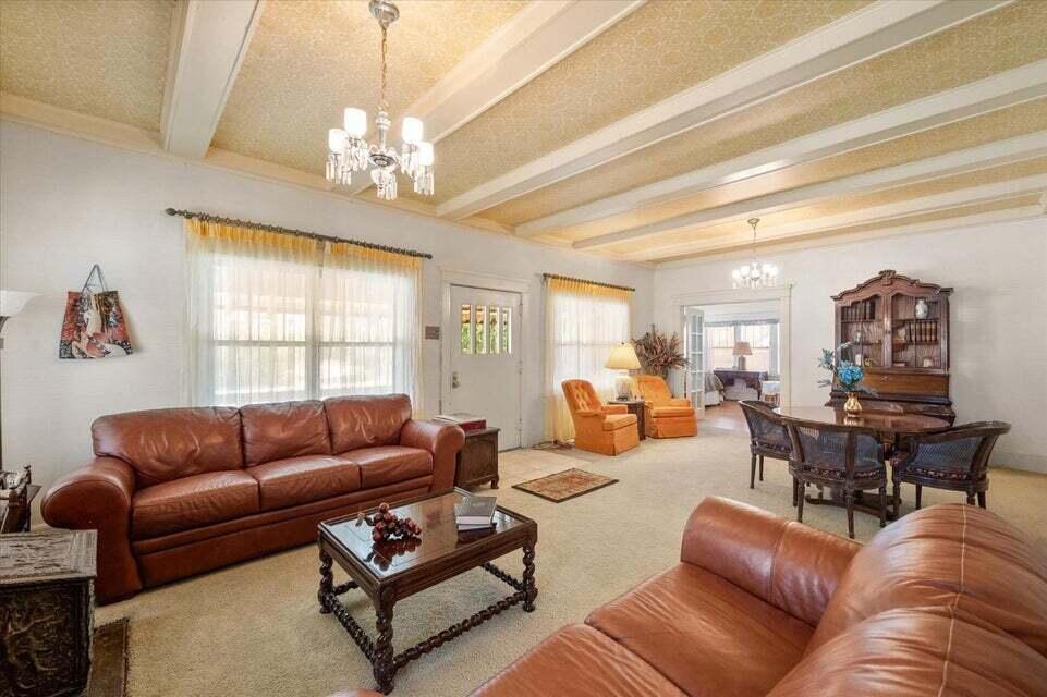 114 Watts Avenue Ralls, TX 79357 - Photo 5 of 35 8