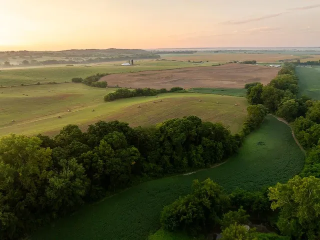 $496,400 | West 73rd Street, Orrick, MO 64077