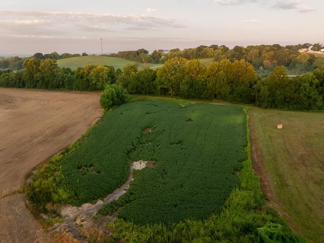 $496,400 | West 73rd Street, Orrick, MO 64077