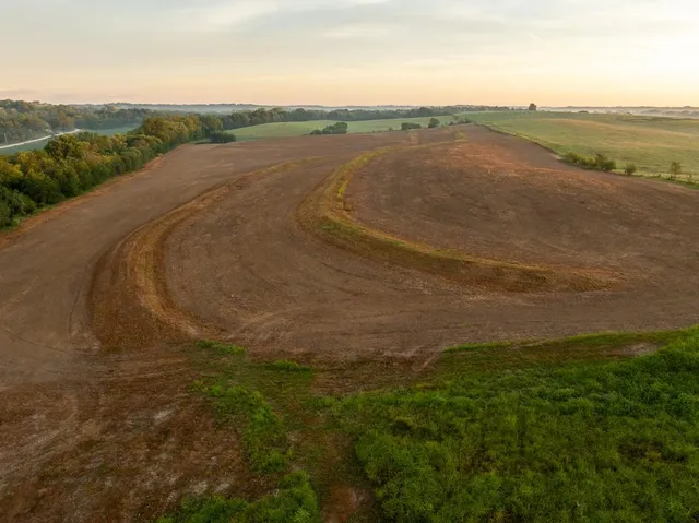 $496,400 | West 73rd Street, Orrick, MO 64077