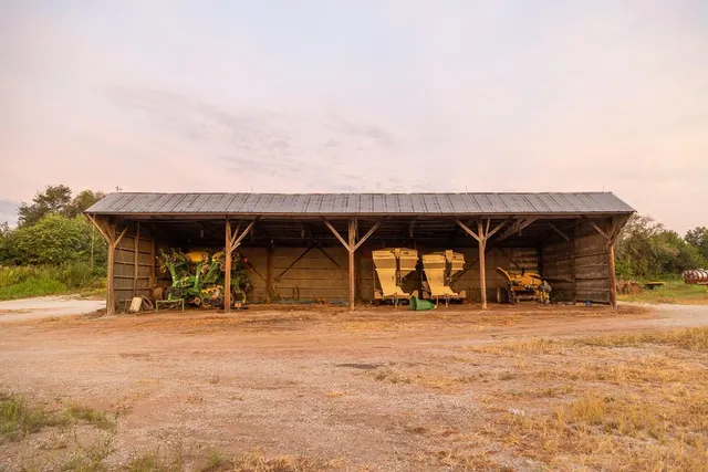 $496,400 | West 73rd Street, Orrick, MO 64077