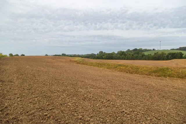 $496,400 | West 73rd Street, Orrick, MO 64077