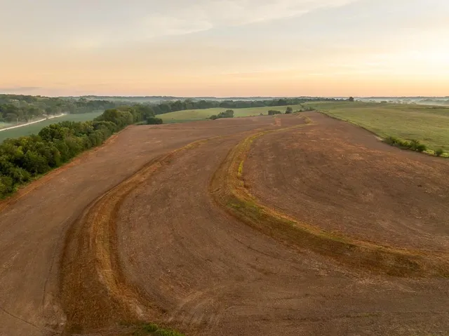 $496,400 | West 73rd Street, Orrick, MO 64077