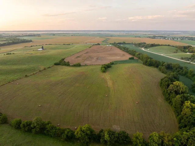 $496,400 | West 73rd Street, Orrick, MO 64077