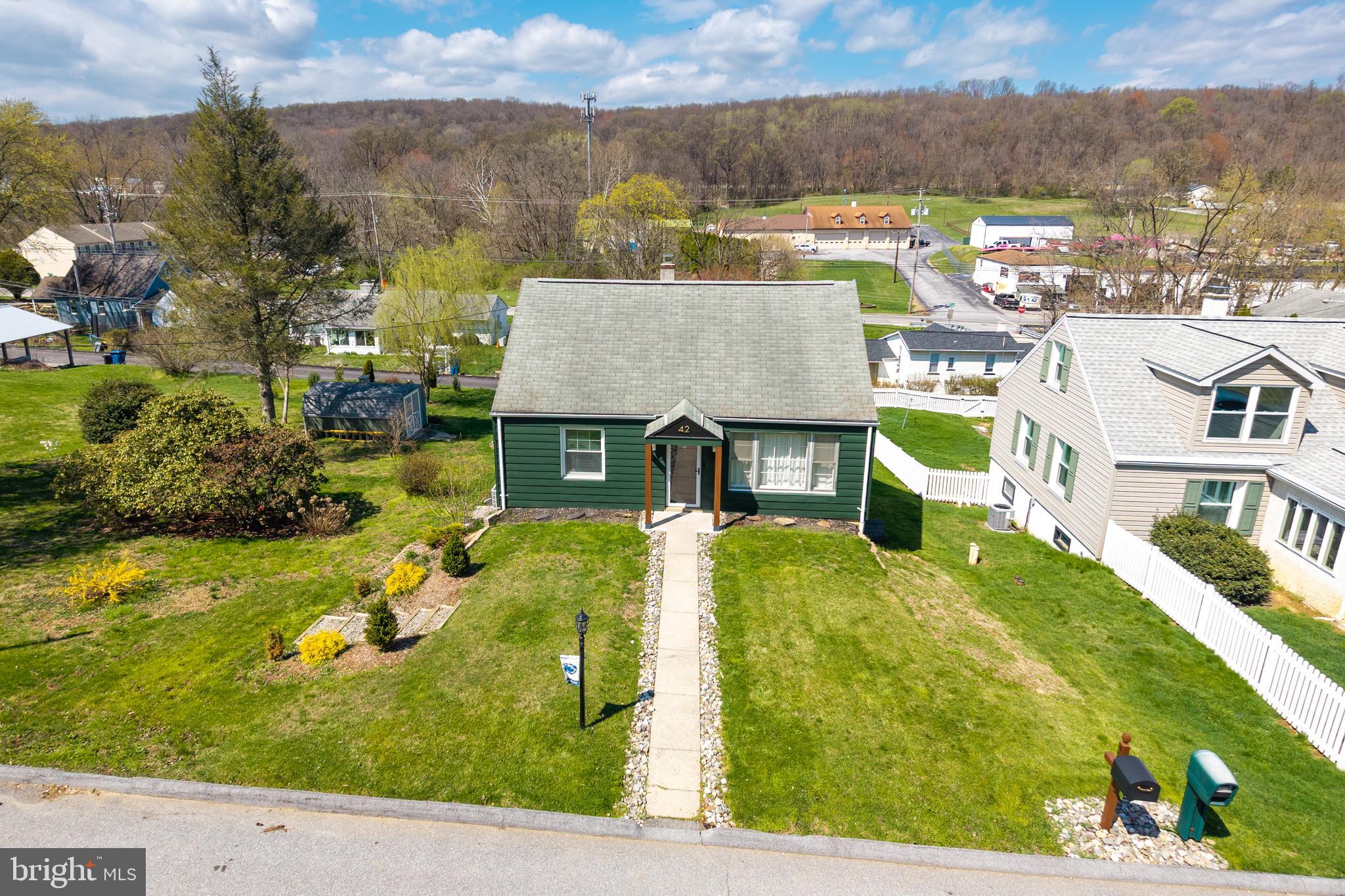 42 Spruce Street Coatesville, PA 19320 - Photo 3 of 36 Front