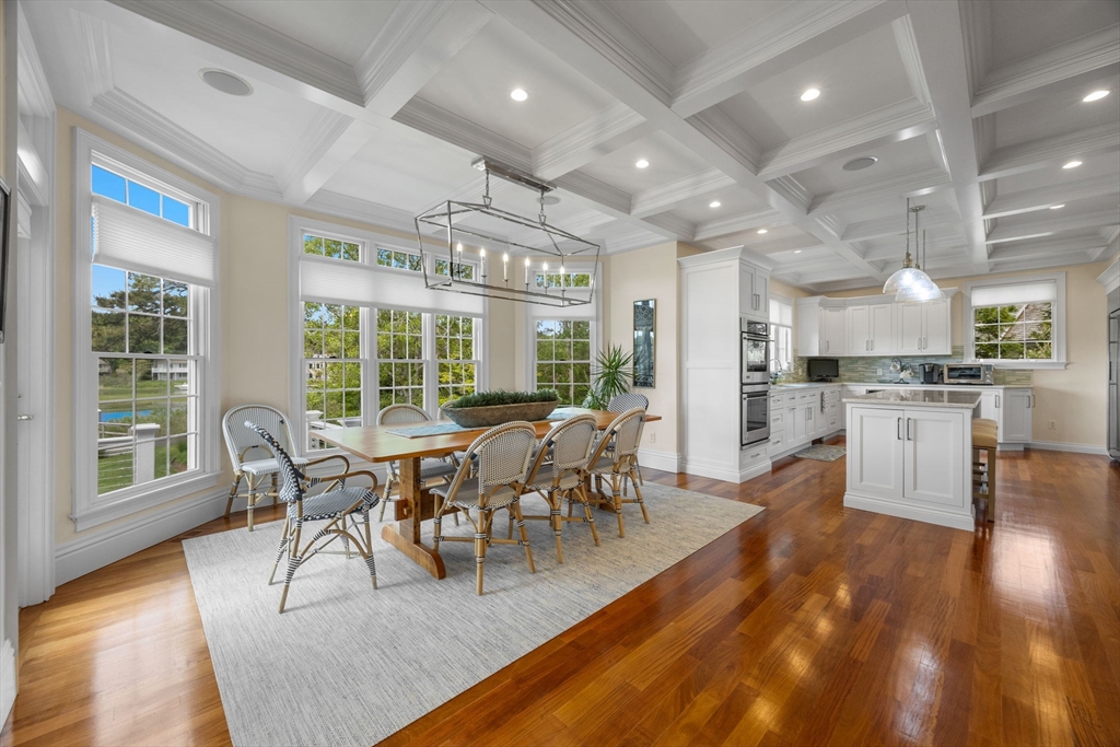 8 Bowsprit Point Mashpee, MA 02649 - Photo 13 of 42 Gallery Image 13