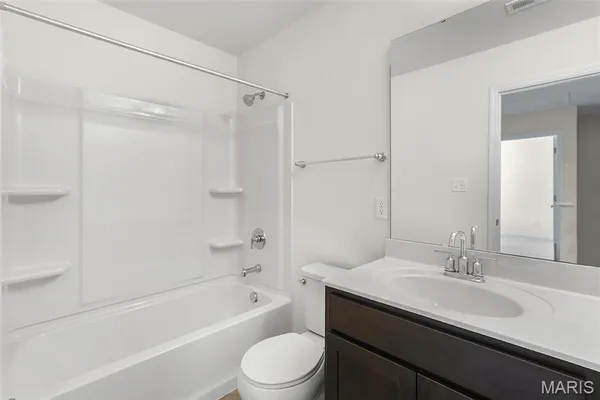 $497,449 | 16008 Cinderella Court, Ellisville, MO 63021