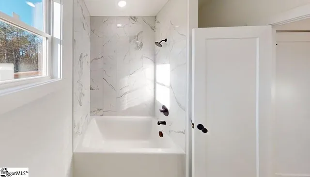 $339,900 | 269 State Rd S-42-742, Wellford, SC 29385