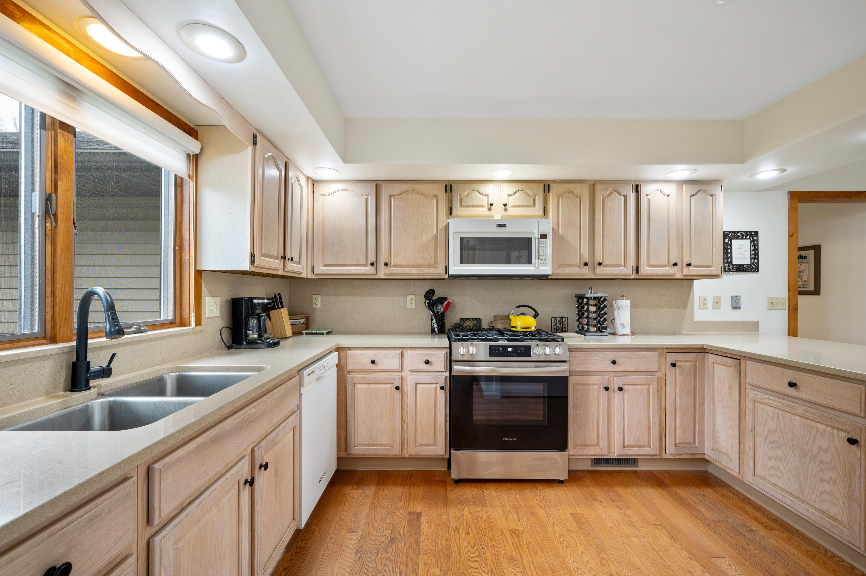 6981 Wil-O-Paw Road Coloma, MI 49038 - Photo 6 of 40 a7