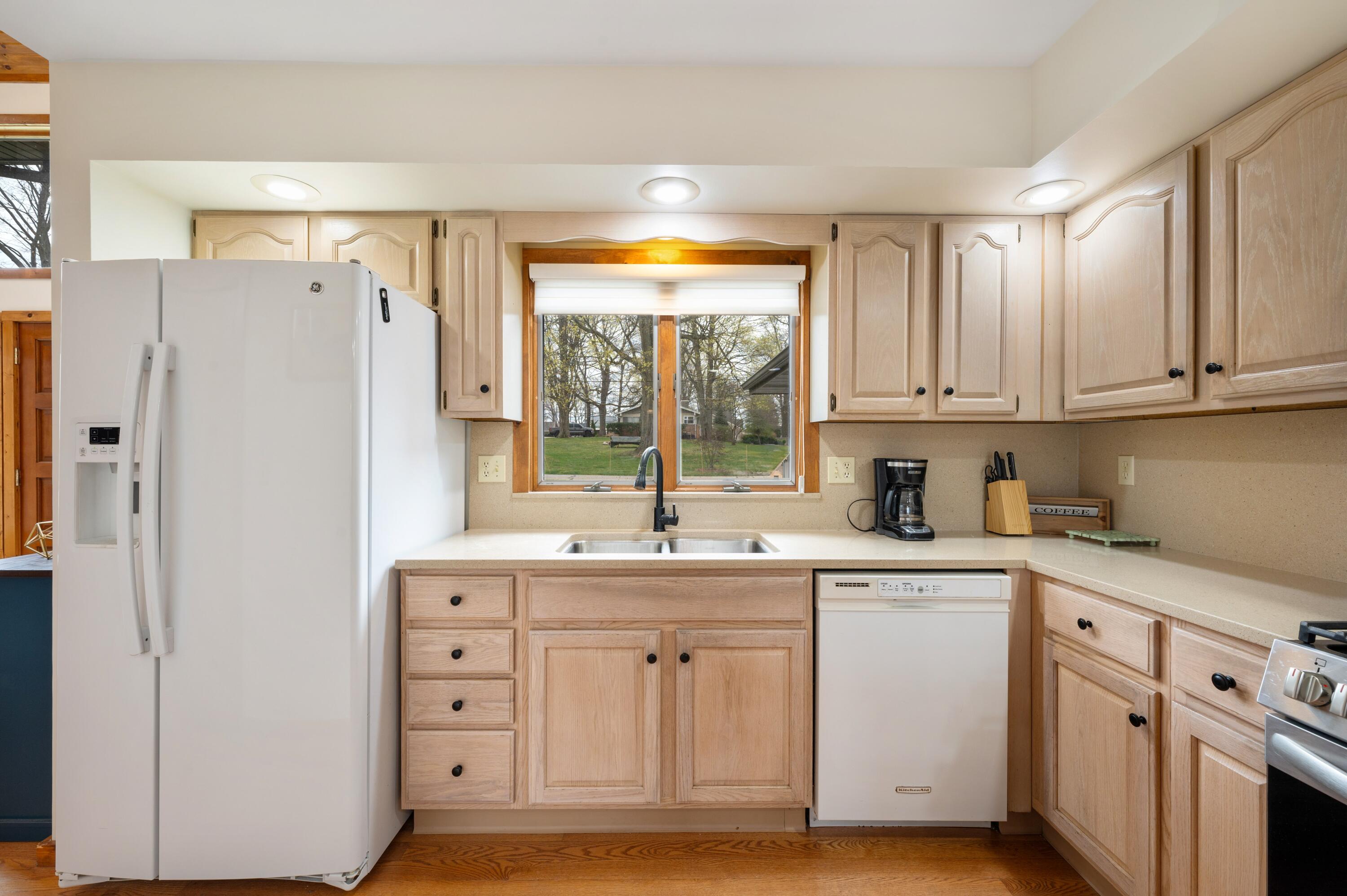 6981 Wil-O-Paw Road Coloma, MI 49038 - Photo 8 of 40 a9