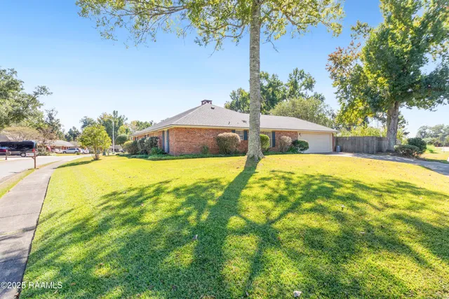 $240,000 | 100 Papwood Circle, Lafayette, LA 70503
