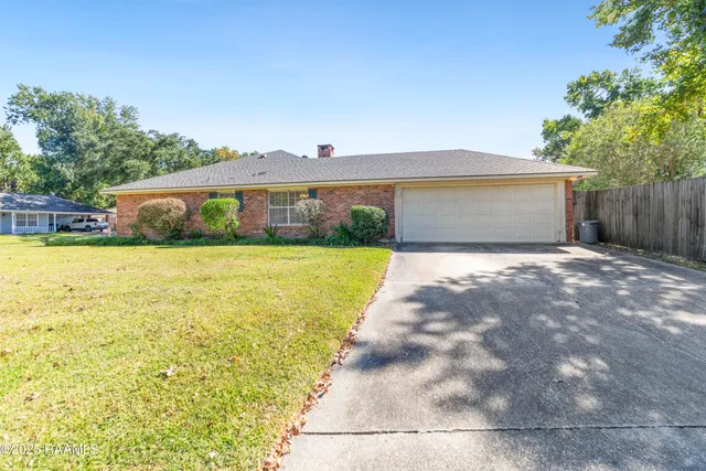 $240,000 | 100 Papwood Circle, Lafayette, LA 70503
